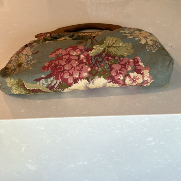 Vintage 50’s Barkcloth Seafoam Multi Floral Wooden Handle Bag - Picture 7 of 11